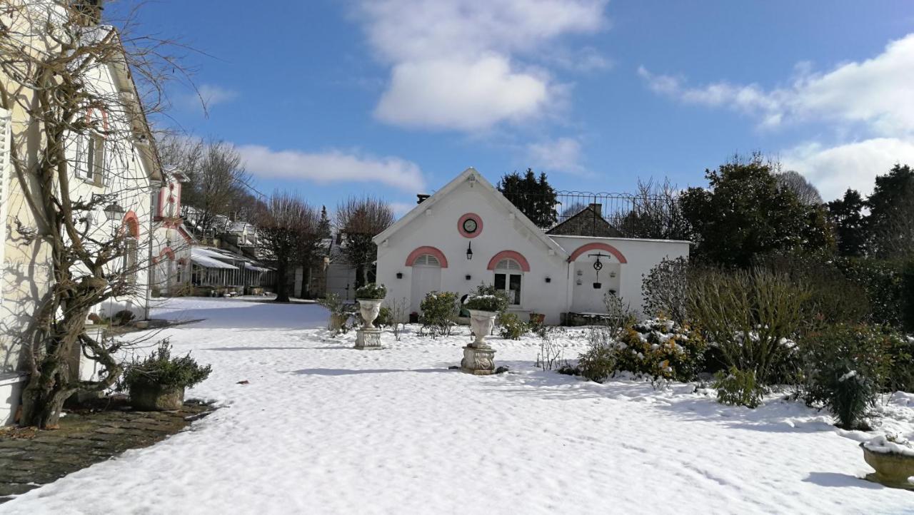 Chateau De Brinville Saint-Sauveur-sur-Ecole Bagian luar foto